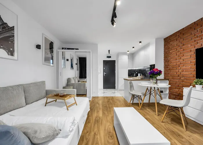 Muranow - 10th Floor, Trams Nearby - By Rentujemy Appartamento Varsavia