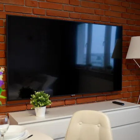 Muranow - 10th Floor, Trams Nearby - By Rentujemy *