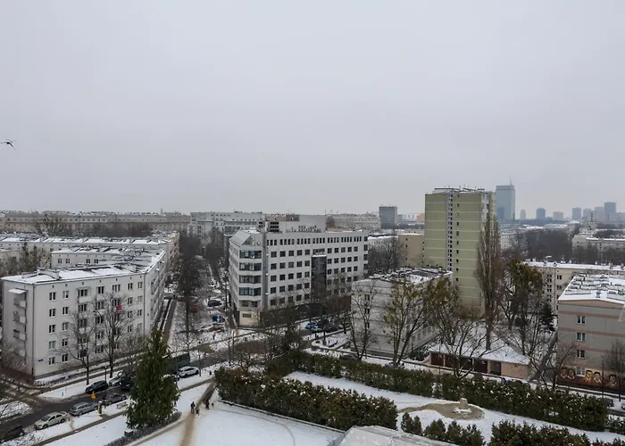 Muranow - 10th Floor, Trams Nearby - By Rentujemy Lägenhet